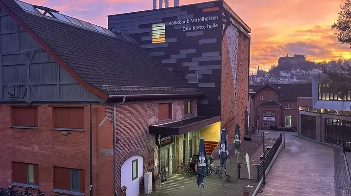 Sonnenuntergangsstimmung an der VKM | © VKM